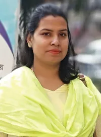Dr. Farhana Khan — Cancer Specialist